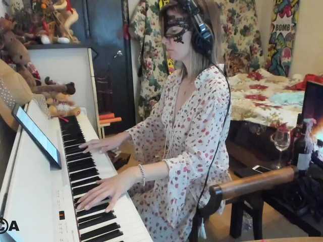תמונות PianoGirl Hi, Im Anastasia! Take off the dress 101tk. Dance + AutoDJ 70tk. Wheel fortune 47tk